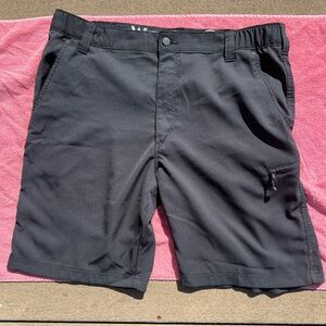 Men’s wrangler ATG shorts size 36